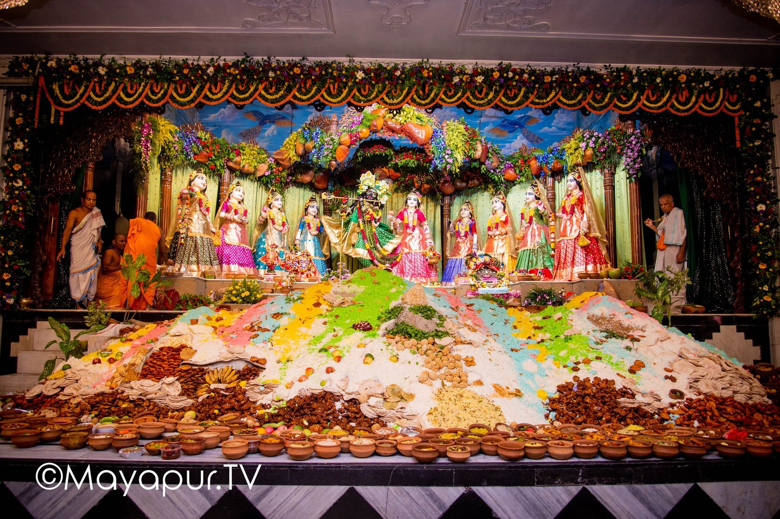 Govardhan radha madhava 2025